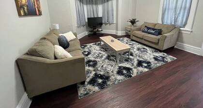 Cozy Downstairs Apartment