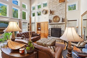 Télévision, baby-foot, table de tennis de table, espaces bureaux