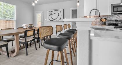 Near Lackland AFB - Arcade Games · Private Yard