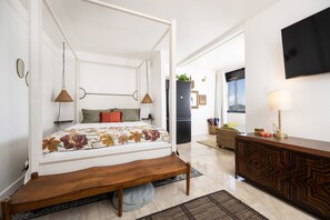 2 Schlafzimmer, Schreibtisch, Reisekinderbett, kostenloses WLAN