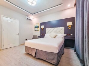 2 chambres, bureau, fer et planche à repasser, Wi-Fi