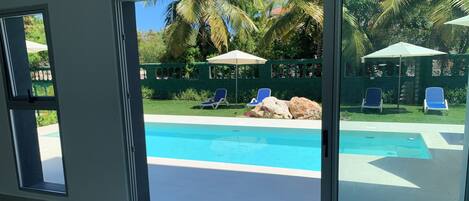 Alberca al aire libre