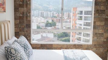 1 bedroom, in-room safe, iron/ironing board, free WiFi