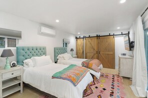 4 Schlafzimmer, Zimmersafe, Bügeleisen/Bügelbrett, kostenloses WLAN