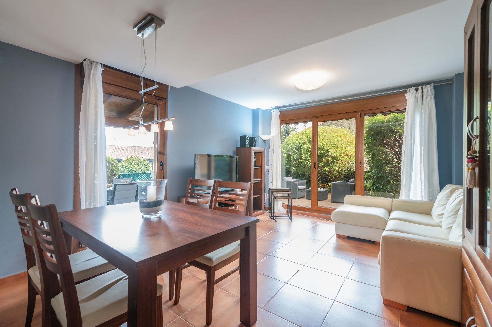 Balcony/Terrace,Living room
