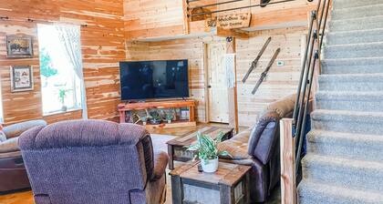 Shop house 10 minutes to Stillwater