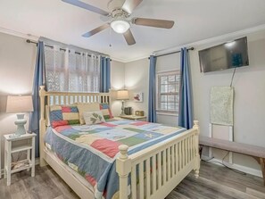 3 bedrooms, WiFi, bed sheets - MH138 Ocean Lakes Pet Friendly Golf Cart ⛱️🏝️🩱🌊👙☀️🐚 (Myrtle Beach)