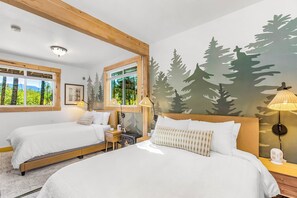 4 bedrooms, WiFi, bed sheets