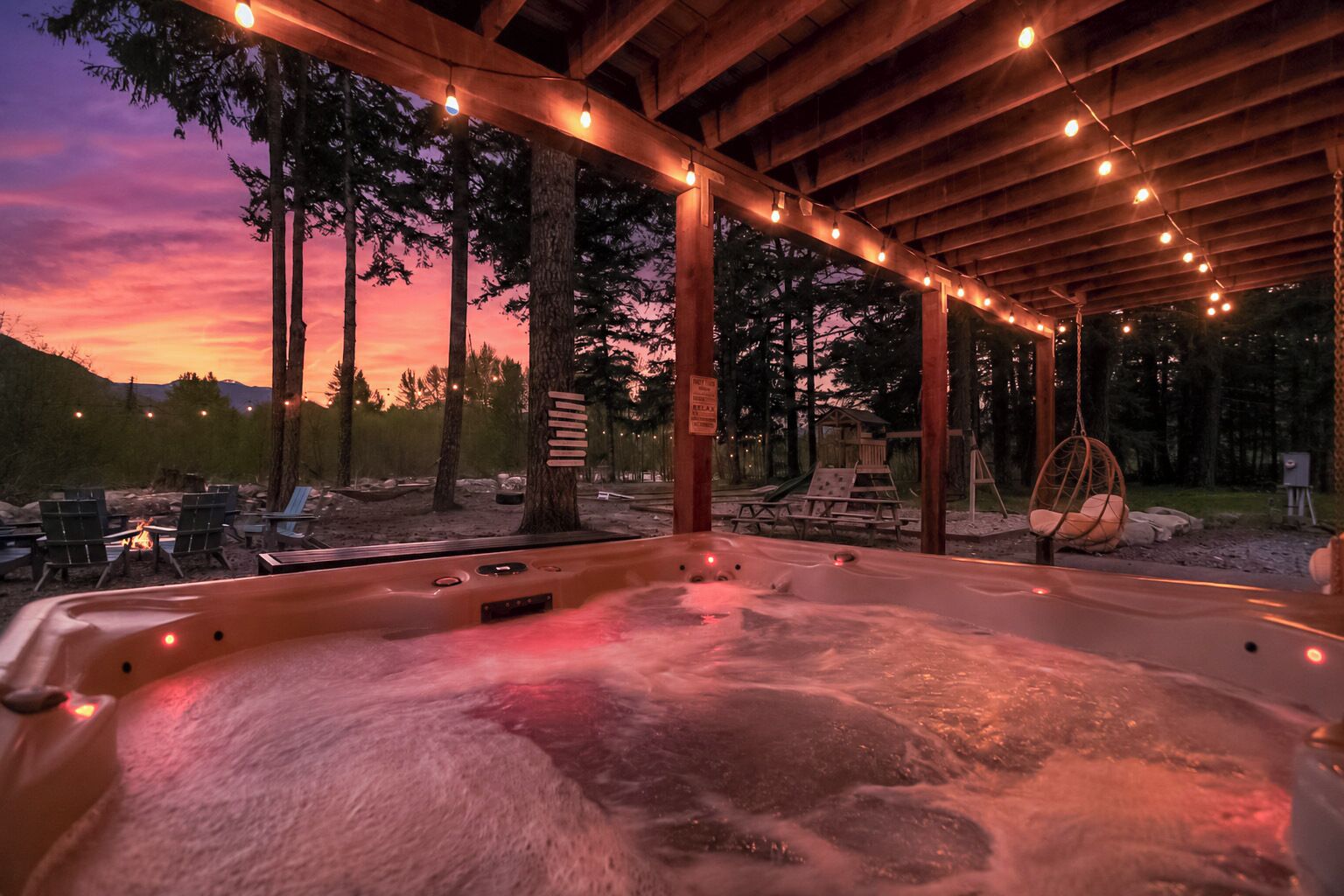 Outdoor spa tub