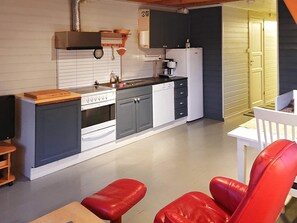 Interior - 4 Person Holiday Home in Gravdal (Vestvågøy)
