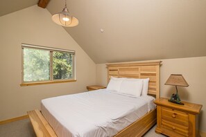 4 Schlafzimmer, Bügeleisen/Bügelbrett, WLAN, Bettwäsche