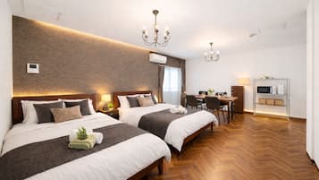 2 habitaciones, tabla de planchar con plancha y wifi gratis