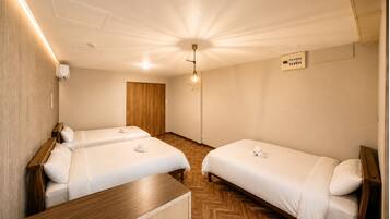 2 bedrooms, iron/ironing board, free WiFi