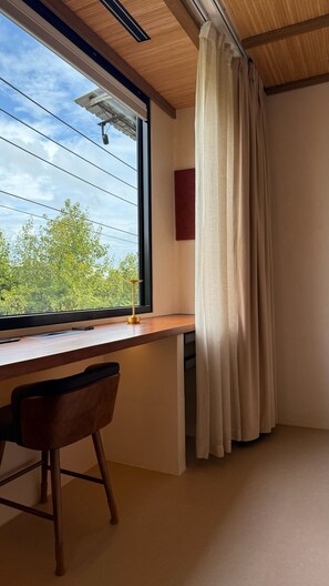 Design ház, 1 king (extra méretű) franciaágy, nemdohányzó, konyharész | Kilátás a szobából