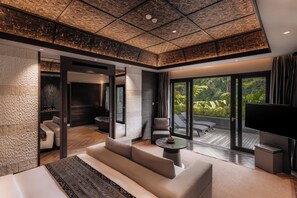 President Family Suite Pool Villa | Ylelliset vuodevaatteet, pillowtop-patjalliset sängyt, minibaari