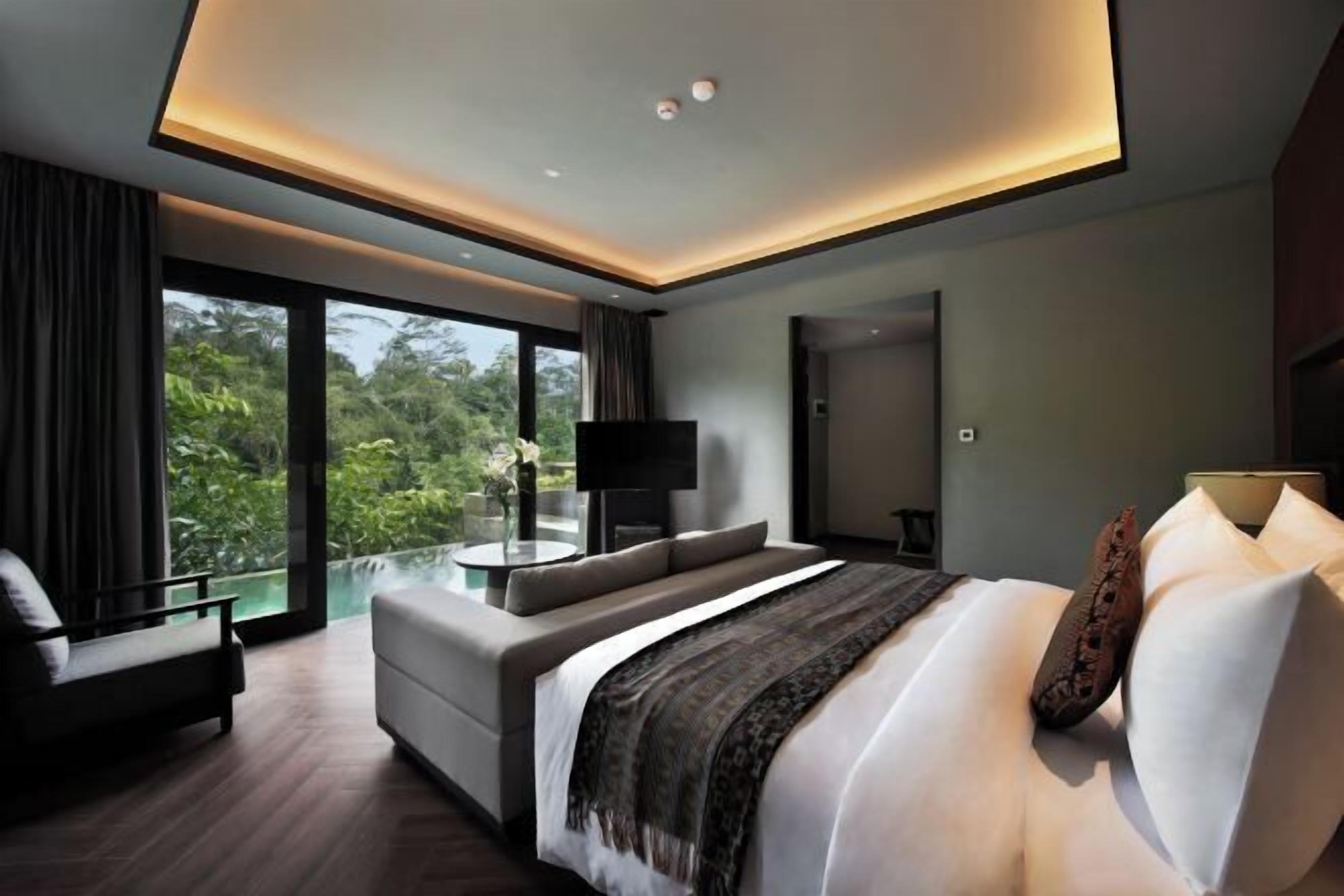 Luxe beddengoed, pillowtop-bedden, een minibar, een kluis op de kamer