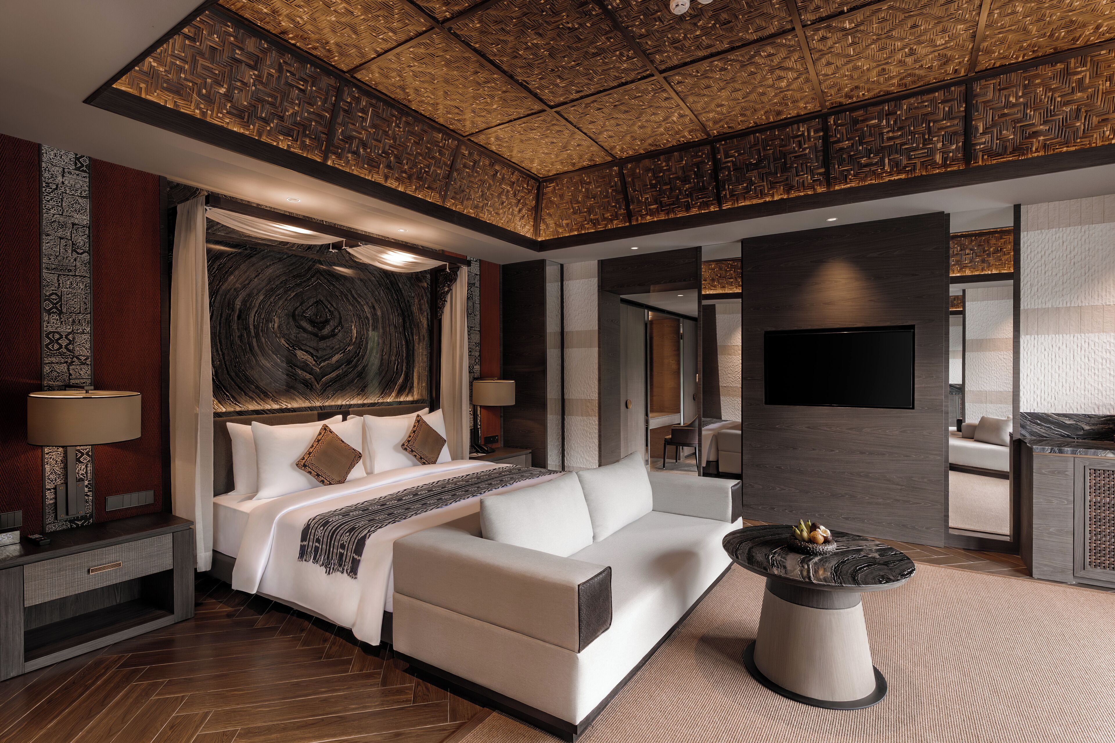 President Family Suite Pool Villa | Literie de qualité supérieure, surmatelas, minibar