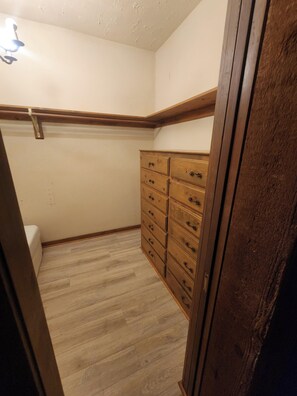 Interior - Charming 1-bedroom/1-bath apartment in historical home with pool in Key West, FL (Key West)