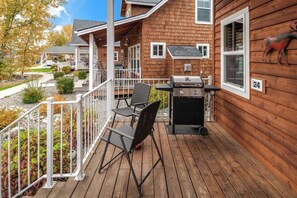 Terrace/patio - Cozy cottage in center of Dover Bay (Dover)