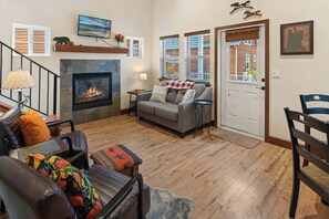 Smart-TV, peis og kontorer