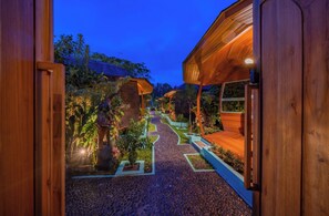 Exklusivt rum - 1 sovrum - icke-rökare - utsikt mot trädgården | Utsikt mot trädgården