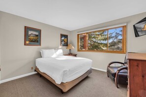 2 bedrooms, iron/ironing board, WiFi - Ski-In/Ski-Out Condo at Park City Mountain Resort (Park City)