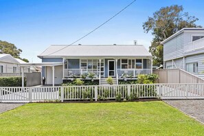 Exterior - Spa & Chill Lodge (Budgewoi)