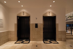 Elevator