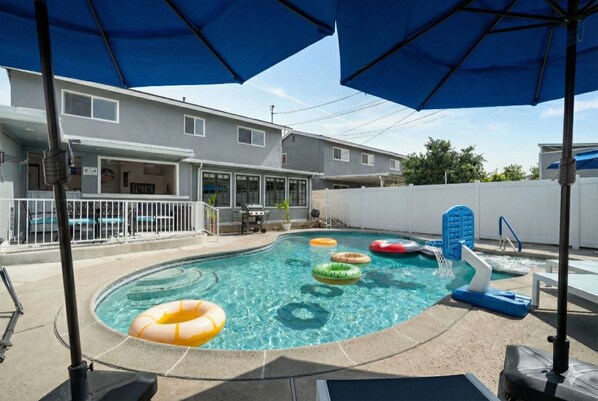Outdoor pool, a heated pool