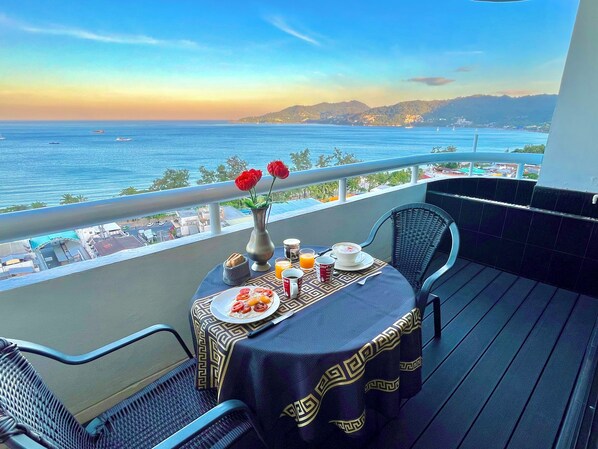 Appartement Deluxe, vue mer | Vue depuis le balcon
