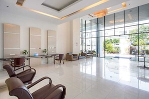 Reception - Patong Tower Holiday Rental (Patong)