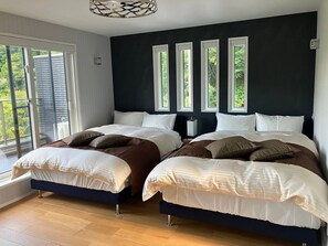 Villa de lujo, vistas a la montaña | Edredones de plumas y ropa de cama