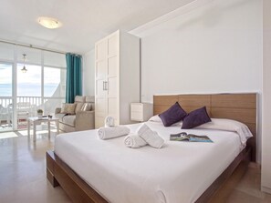 Iron/ironing board, Internet, bed sheets - Sunstay Diamond Estudio Fuengirola Beach (Fuengirola)