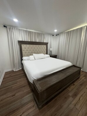 4 bedrooms, WiFi, bed sheets