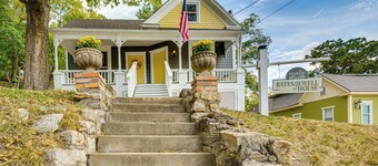 Walk Downtown: Historic Home in Excelsior Springs
