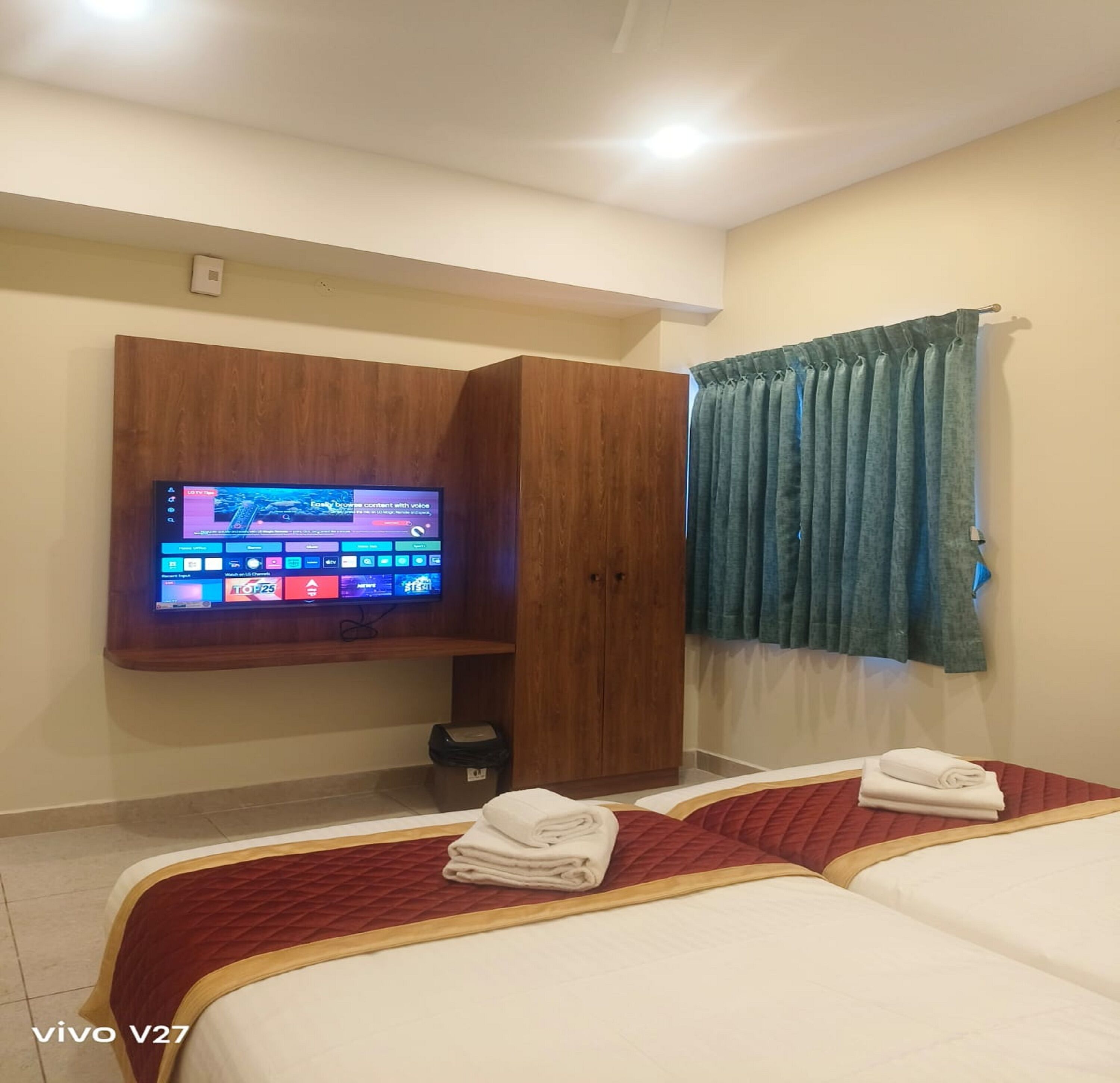 Bureau, Wi-Fi gratuit, draps fournis