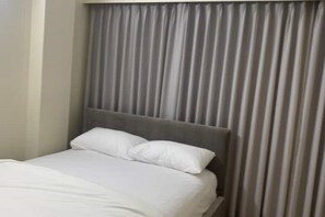 3 chambres, fer et planche à repasser, Wi-Fi, literie fournie