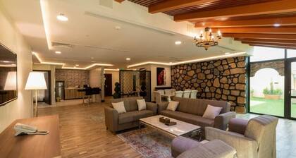 Zaman Homeland Hotel