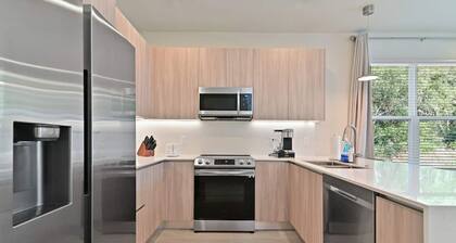 Brand New Luxury 4-bedroom house in Clermont