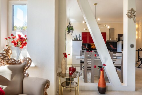 Apartment 'Vogelnest Familienambiente' with Shared Pool, Shared Terrace and Wi-Fi