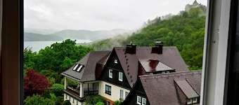 Apartment 'Wohnung Reiher Mit 2 Schlafzimmern' with Lake View and Wi-Fi