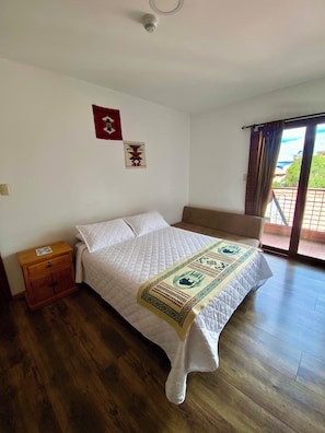 Laptop workspace, free WiFi - Hotel Chasky Cuenca (Cuenca)