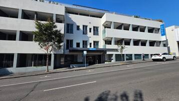 Mặt tiền nơi lưu trú