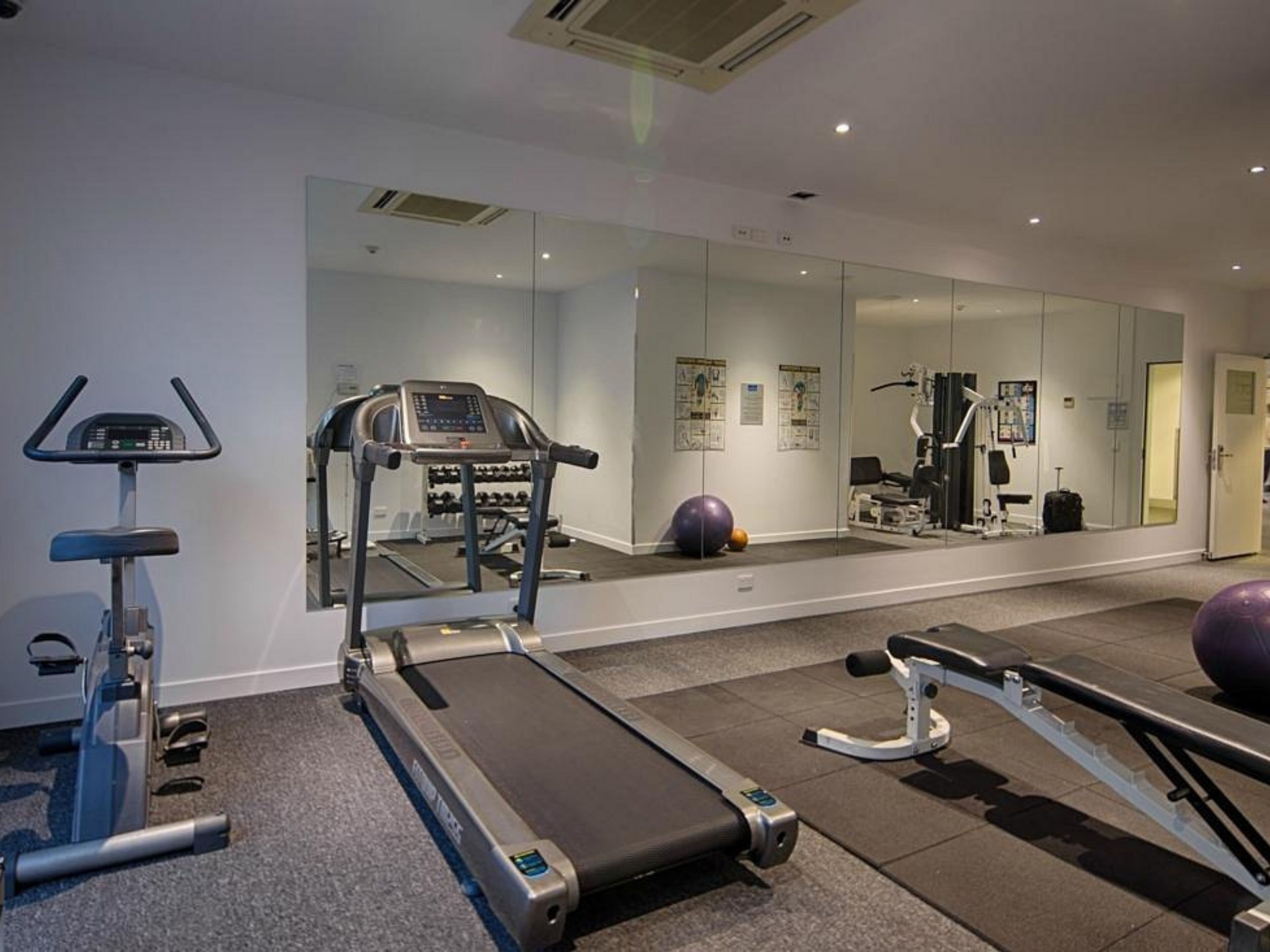 صالة الألعاب الرياضية