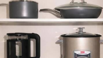 Kaffee und/oder Kaffeemaschine