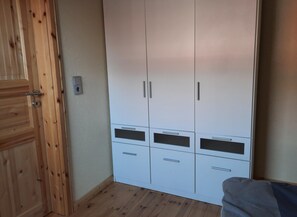 3 chambres, ameublement personnalisé