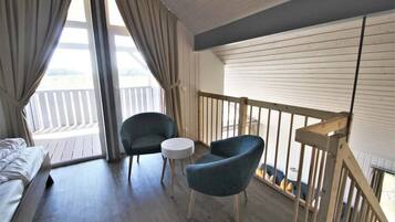 House | 3 bedrooms, individually furnished