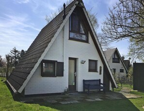 House | Exterior - Holiday Home in Burhave Near the sea (Butjadingen)