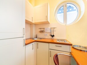 Apartment | Eigene Küche | Hochstuhl
