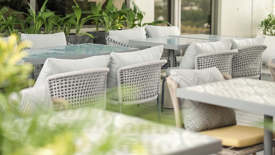 SeSaya Poshtel & Bistro - Colombo's Newest and Finest Poshtel Dorms and Rooms